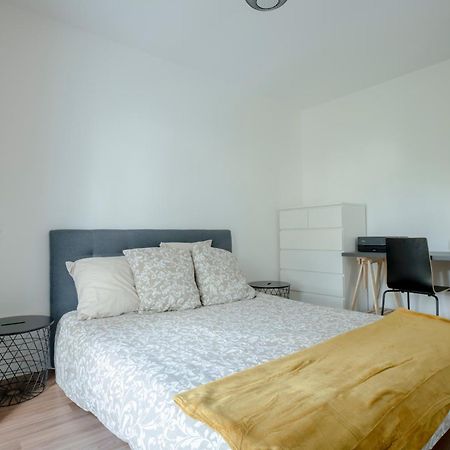 T2 Cosy Bordeaux - Tram & Parking Leilighet Cenon Eksteriør bilde