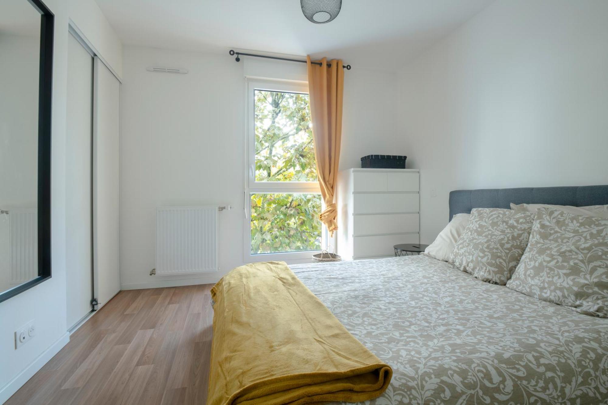 T2 Cosy Bordeaux - Tram & Parking Leilighet Cenon Eksteriør bilde